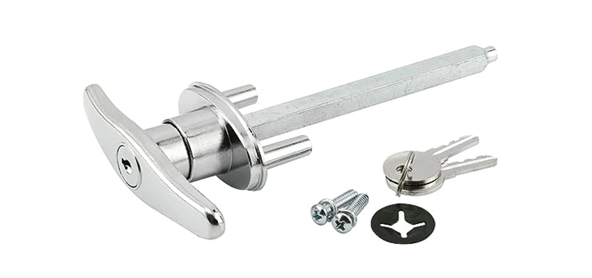 Old Style Garage Door Locks Replacements in Walnut Park, California